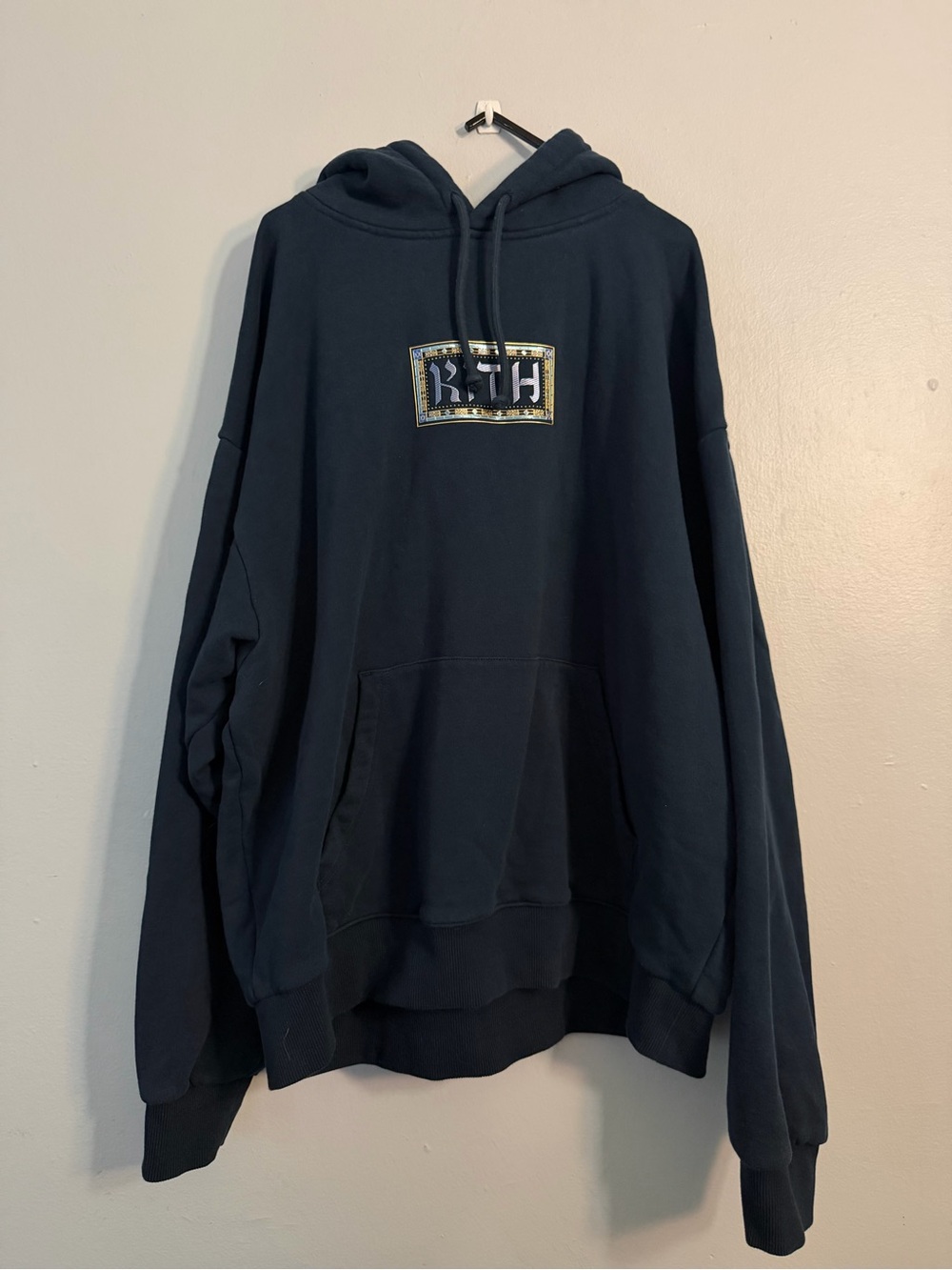 Kith Hanukkah Hebrew Nelson Hoodie In Navy